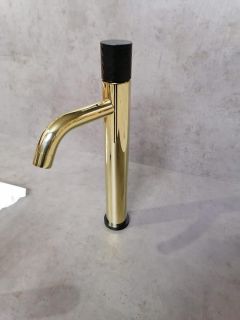 Смеситель для раковины Boheme Stick 122-GB золото/чёрный